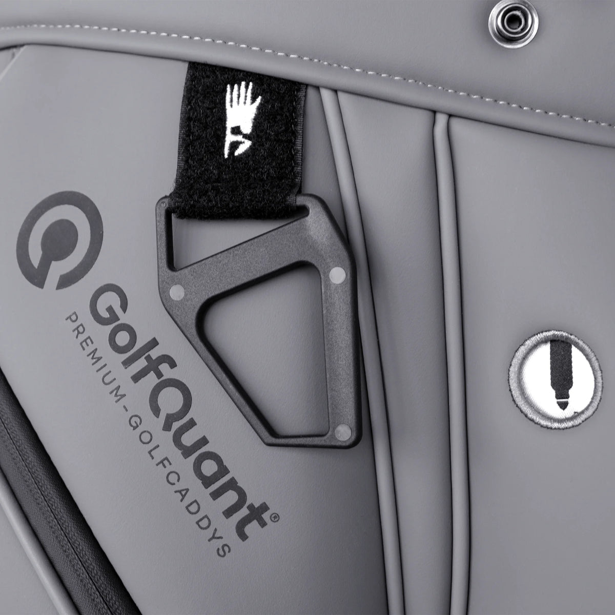 GolfQuant Cart Bag Detail: Lasche und Halter