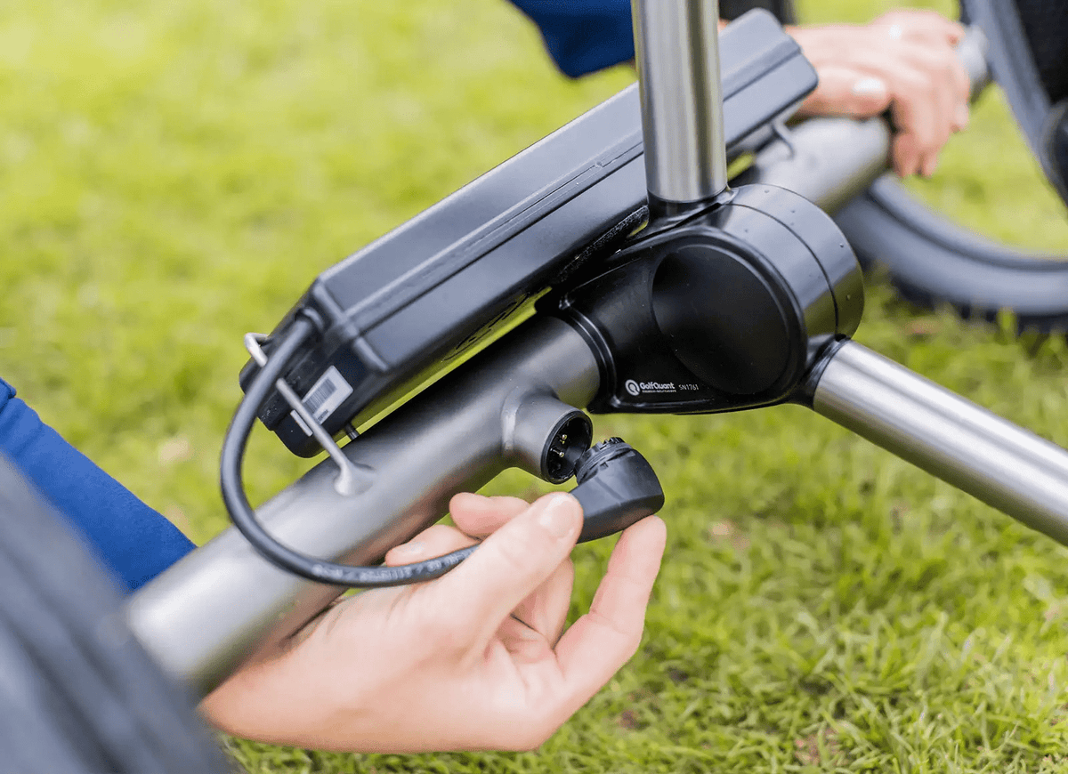 GolfQuant 1e Magnetstecker für die Stromverbindung, Detail
